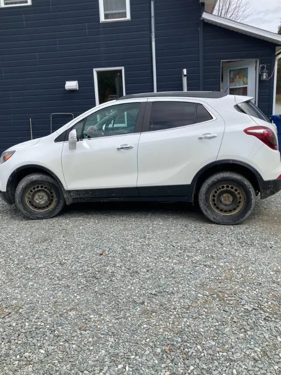 Buick Encore  2018 à Saint-Hyacinthe, Québec - 3 - w1024h768px