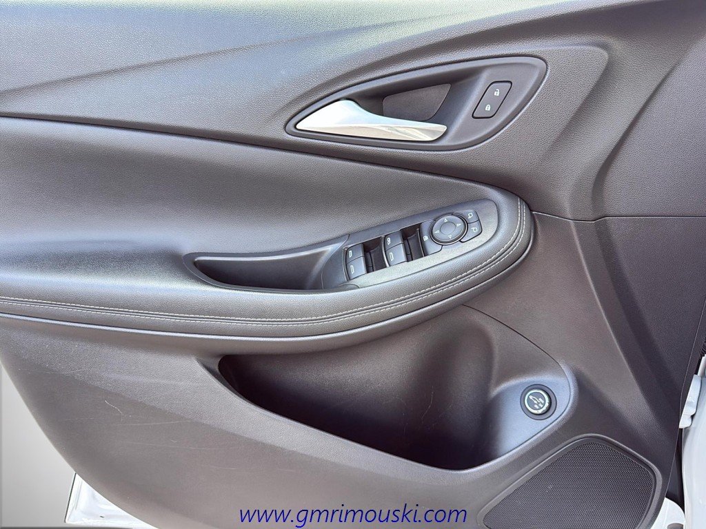 Buick ENCORE  2022 à Saint-Hyacinthe, Québec - 13 - w1024h768px