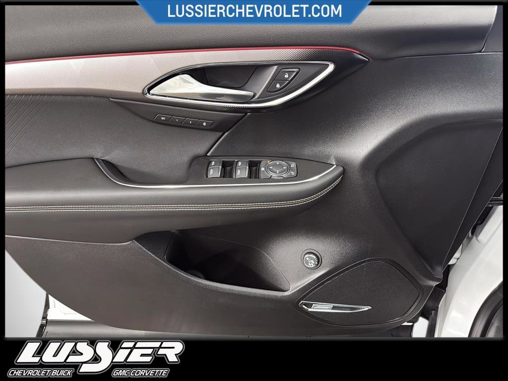 Buick ENVISION  2026 à Saint-Hyacinthe, Québec - 11 - w1024h768px