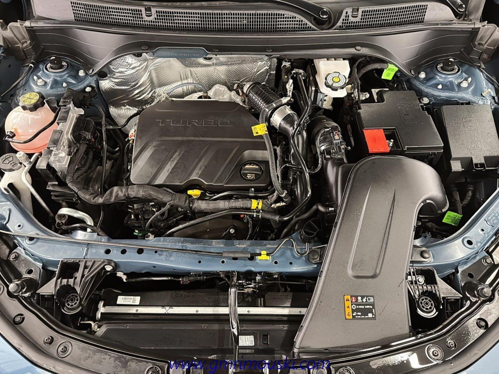 Buick ENVISTA  2025 à Saint-Hyacinthe, Québec - 8 - w1024h768px