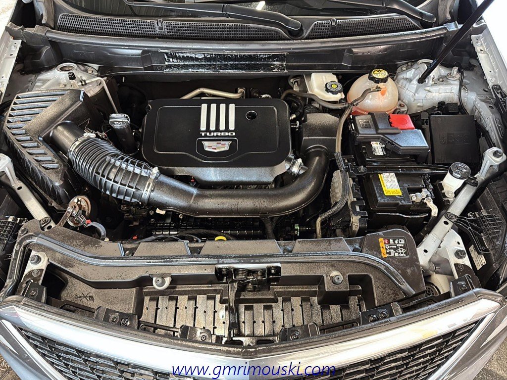 2022 Cadillac XT5 in Saint-Hyacinthe, Quebec - 8 - w1024h768px