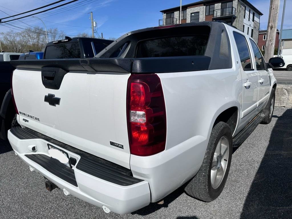 Chevrolet Avalanche  2007 à Saint-Hyacinthe, Québec - 5 - w1024h768px