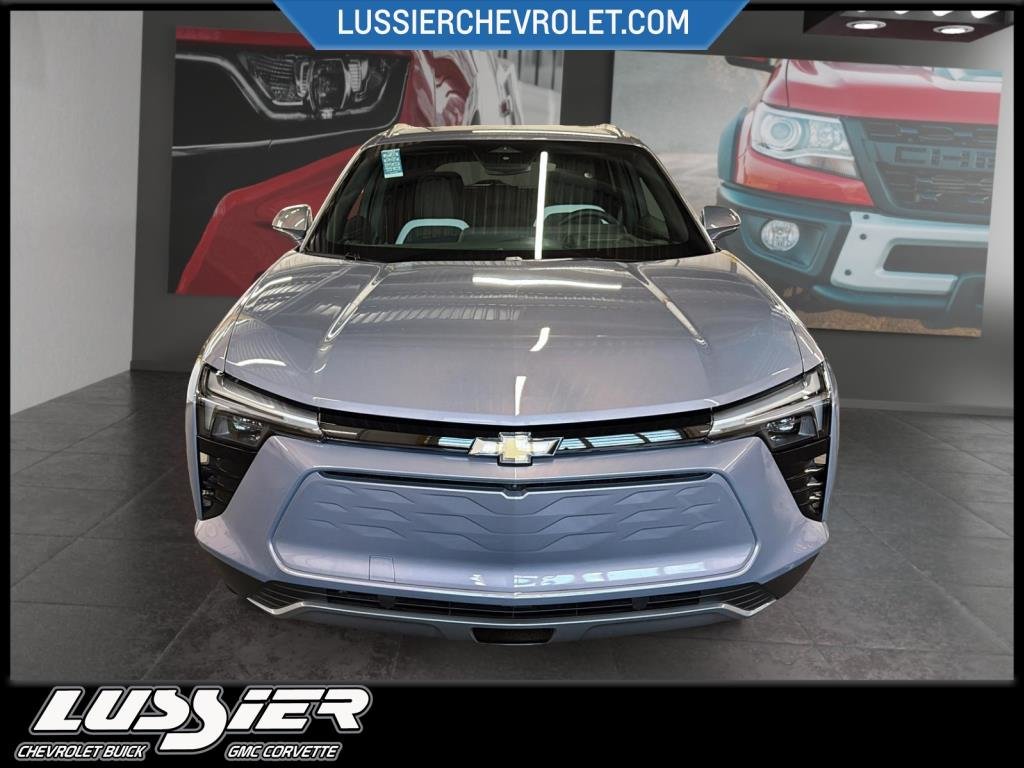 2025 Chevrolet BLAZER EV LT in Saint-Hyacinthe, Quebec - 2 - w1024h768px