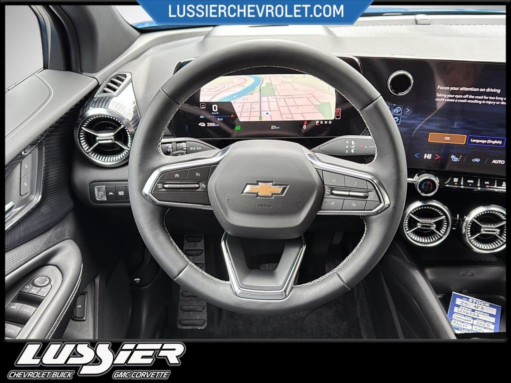 2025 Chevrolet BLAZER EV LT in Saint-Hyacinthe, Quebec - 12 - w1024h768px