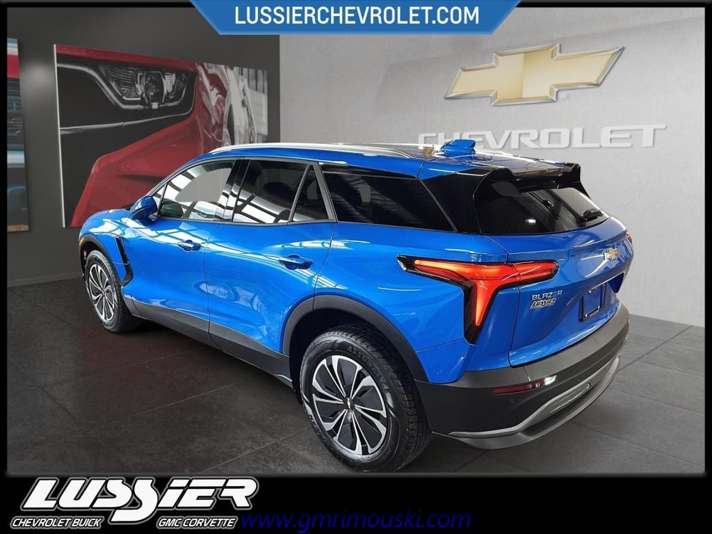 Chevrolet BLAZER EV LT  2025 à Saint-Hyacinthe, Québec - 4 - w1024h768px