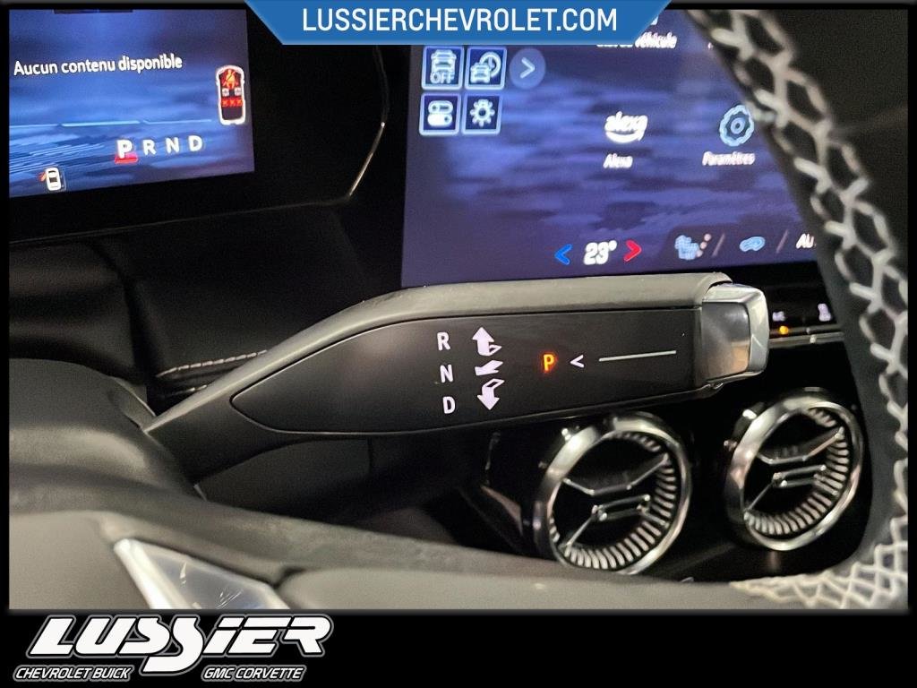 2025 Chevrolet BLAZER EV LT in Saint-Hyacinthe, Quebec - 14 - w1024h768px