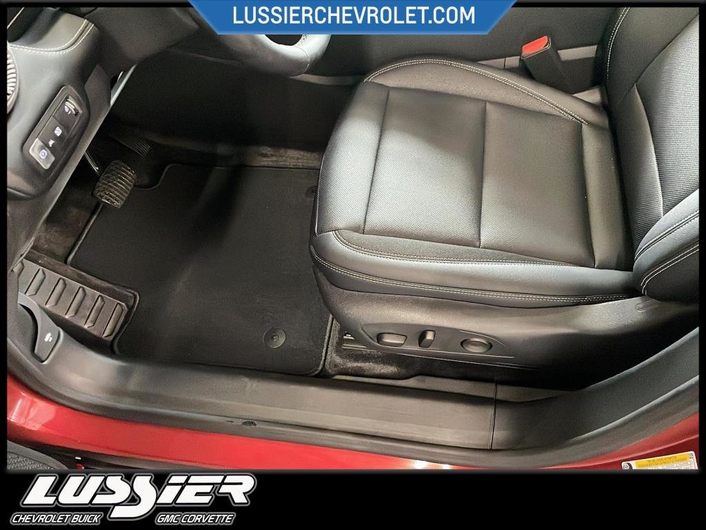 2025 Chevrolet BLAZER EV LT in Saint-Hyacinthe, Quebec - 9 - w1024h768px