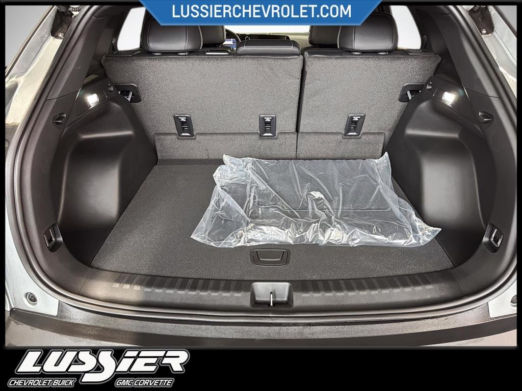 2025 Chevrolet BLAZER EV LT in Saint-Hyacinthe, Quebec - 6 - w1024h768px