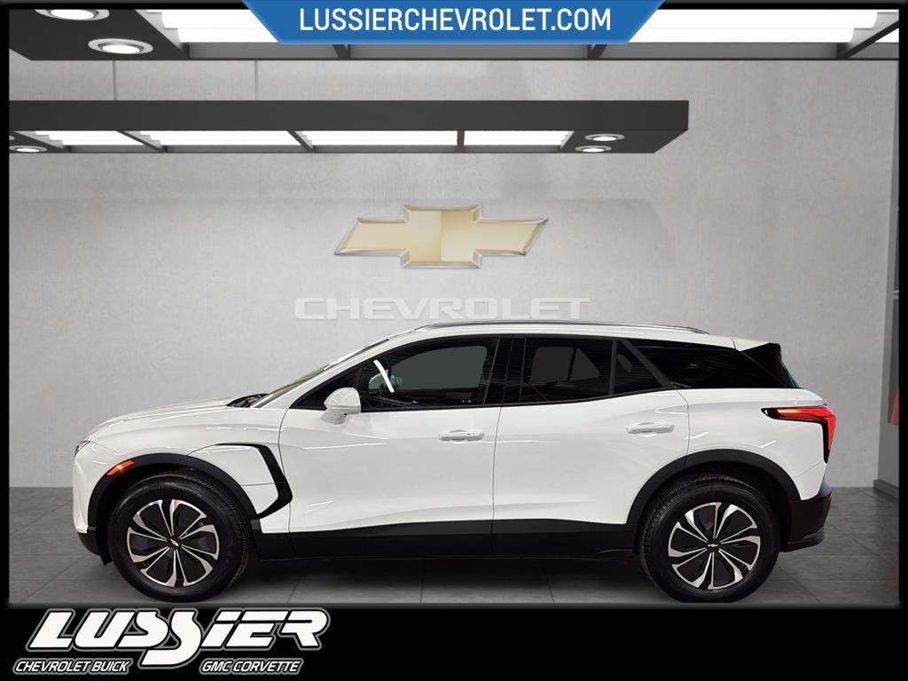 2025 Chevrolet BLAZER EV LT in Saint-Hyacinthe, Quebec - 5 - w1024h768px