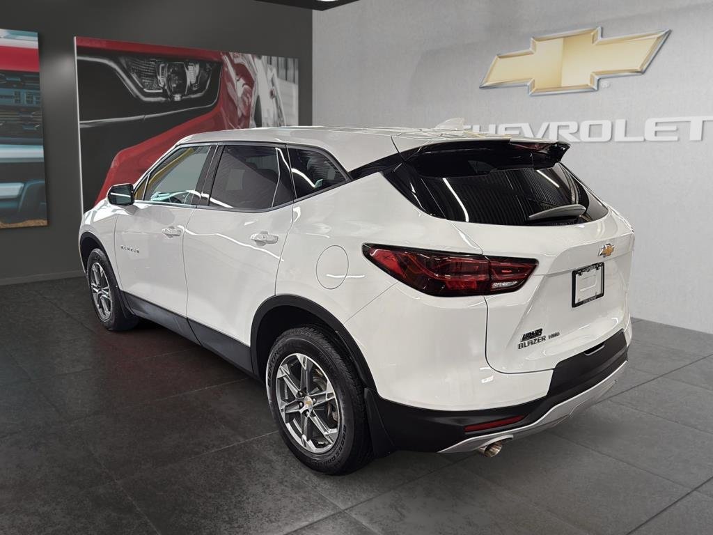 Chevrolet Blazer  2023 à Saint-Hyacinthe, Québec - 4 - w1024h768px
