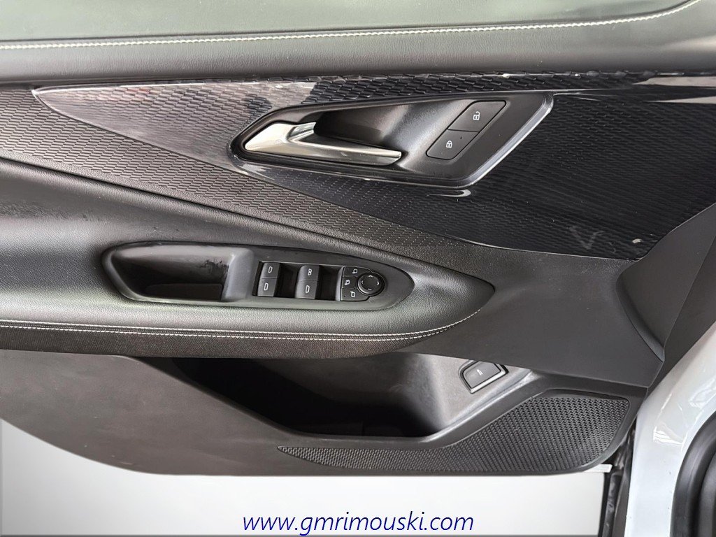 Chevrolet BLAZER  2024 à Saint-Hyacinthe, Québec - 10 - w1024h768px