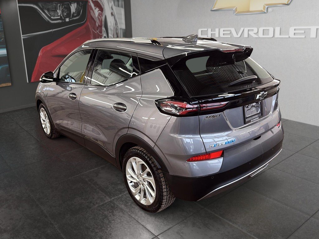 Chevrolet BOLT EUV  2023 à Saint-Hyacinthe, Québec - 4 - w1024h768px