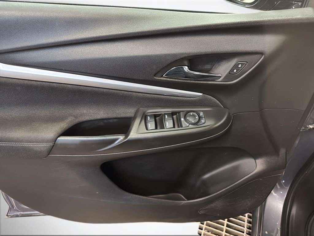 Chevrolet BOLT EUV  2023 à Saint-Hyacinthe, Québec - 11 - w1024h768px