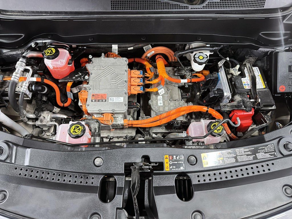 Chevrolet BOLT EUV  2023 à Saint-Hyacinthe, Québec - 8 - w1024h768px