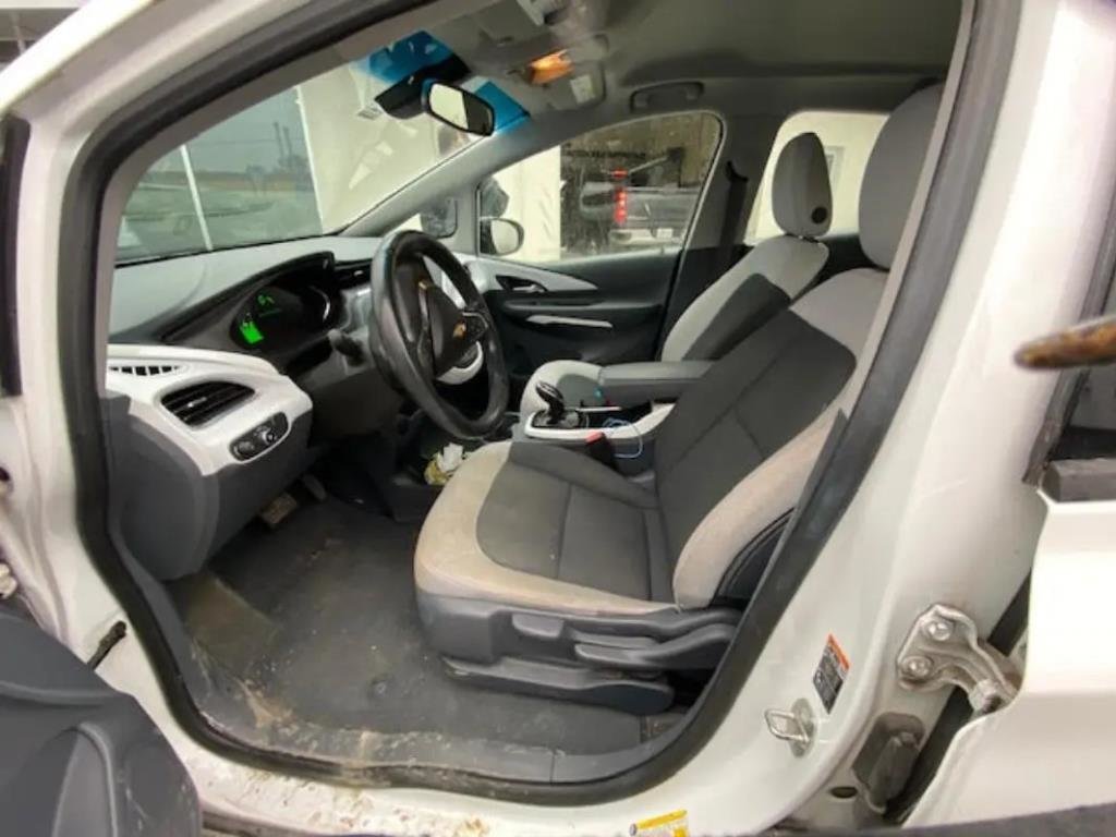 2017 Chevrolet Bolt in Saint-Hyacinthe, Quebec - 9 - w1024h768px