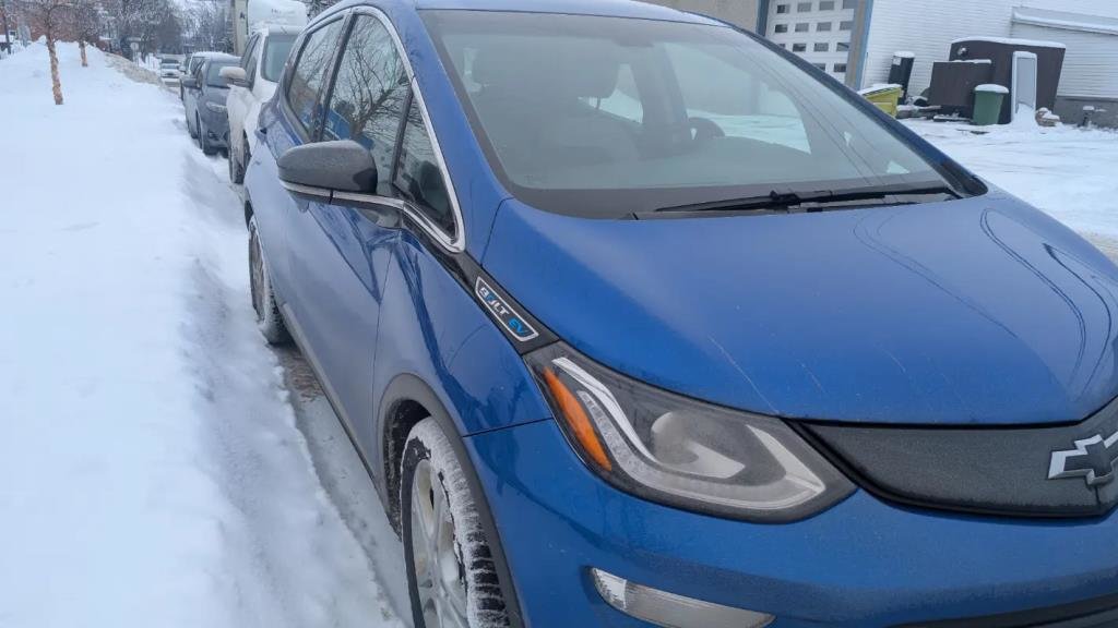 2019 Chevrolet Bolt in Saint-Hyacinthe, Quebec - 4 - w1024h768px