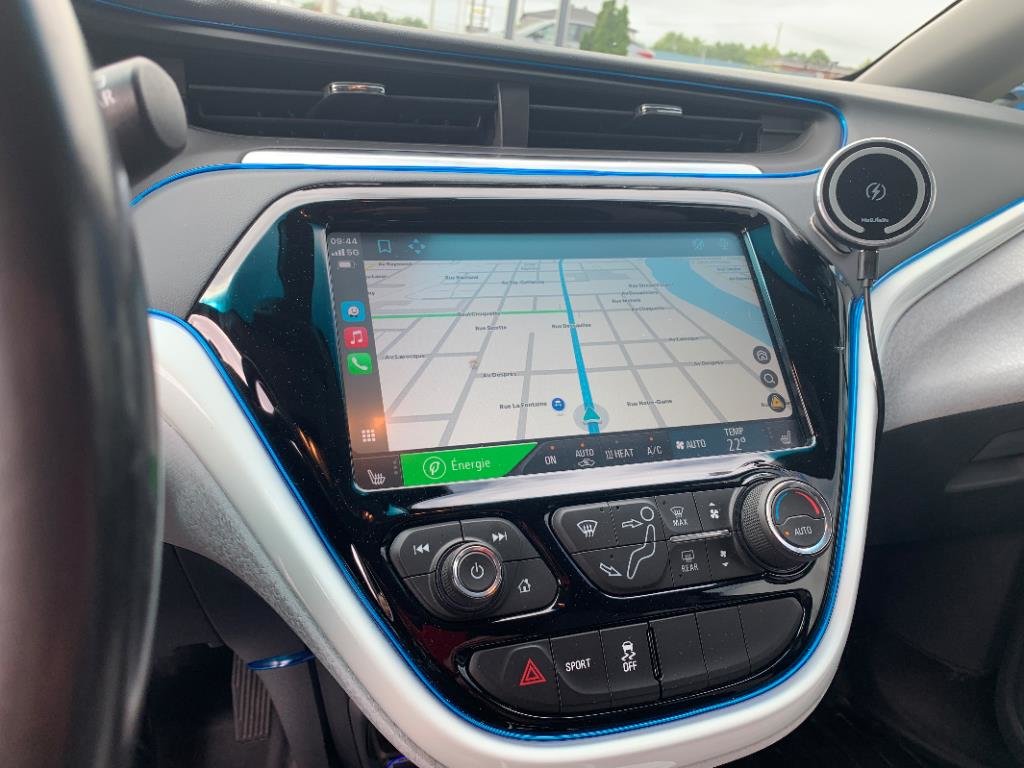 2020 Chevrolet Bolt in Saint-Hyacinthe, Quebec - 8 - w1024h768px