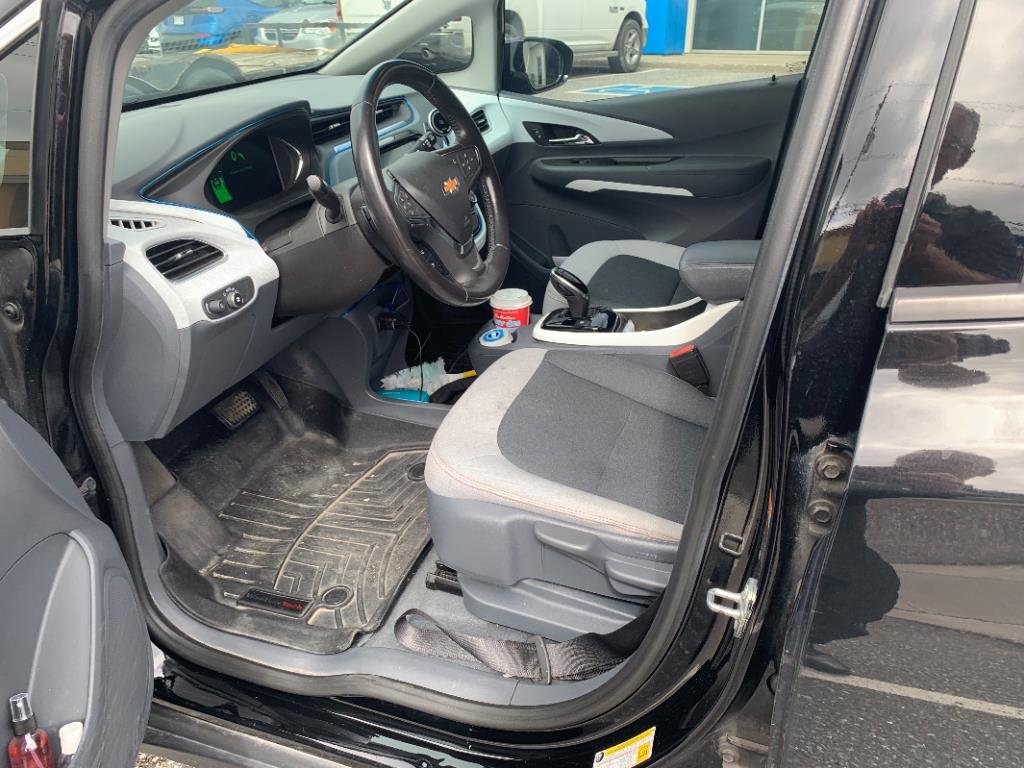 2020 Chevrolet Bolt in Saint-Hyacinthe, Quebec - 6 - w1024h768px