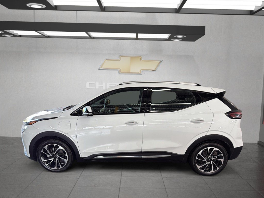 2023 Chevrolet Bolt in Saint-Hyacinthe, Quebec - 5 - w1024h768px