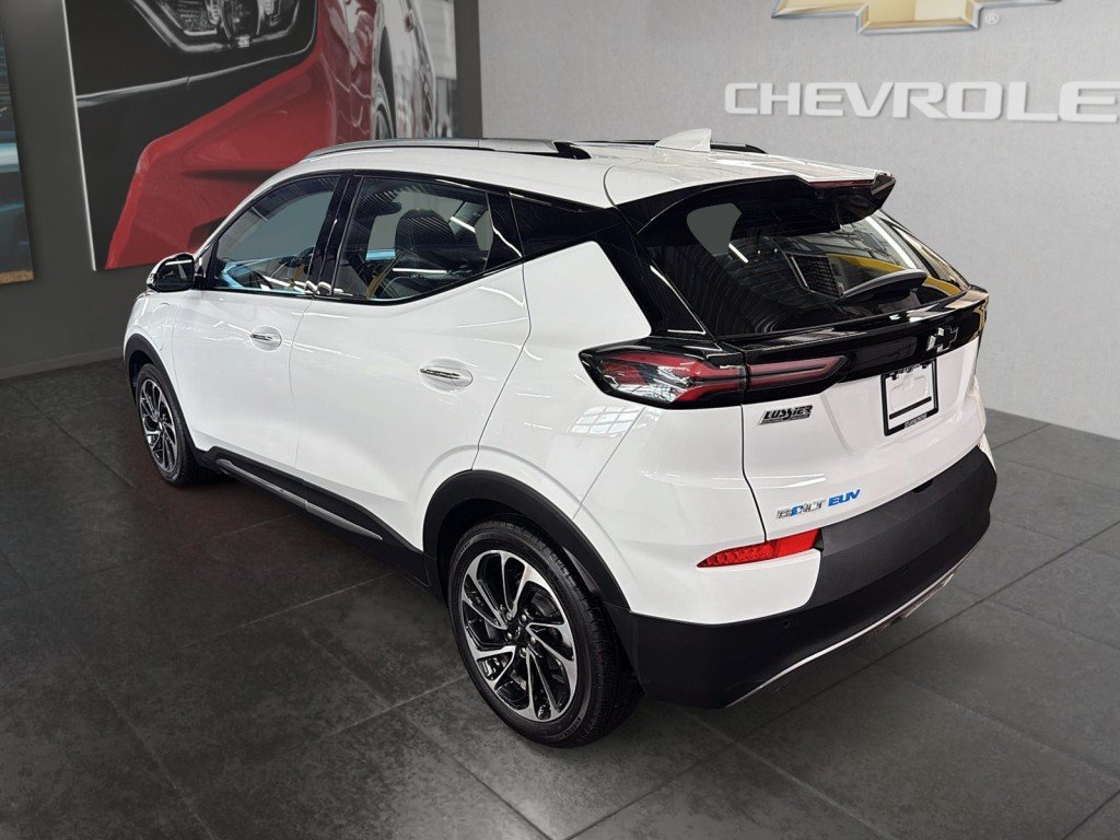 2023 Chevrolet Bolt in Saint-Hyacinthe, Quebec - 4 - w1024h768px