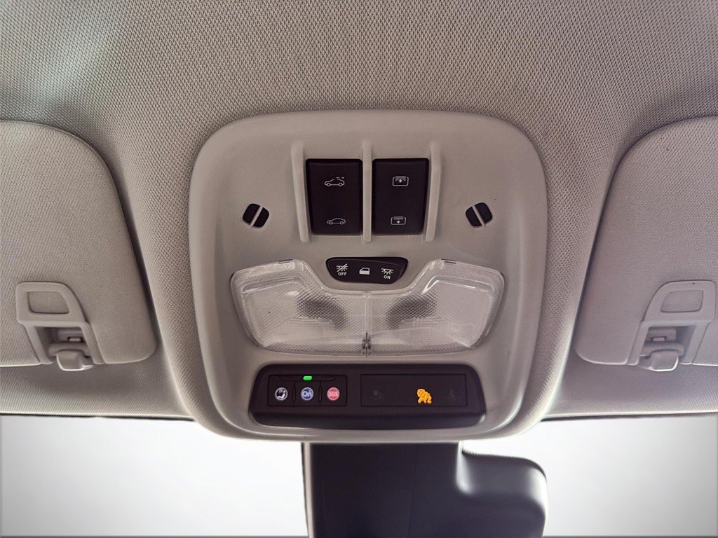 2023 Chevrolet BOLT in Saint-Hyacinthe, Quebec - 16 - w1024h768px