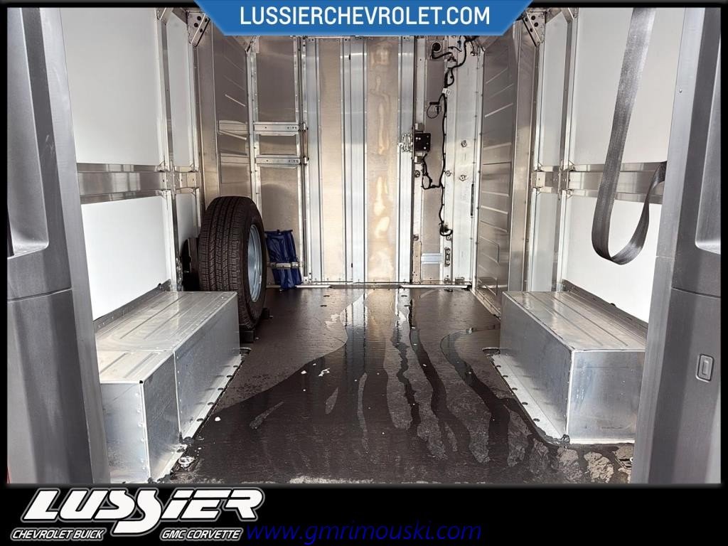 2025 Chevrolet BRIGHTDROP 400 AWD in Saint-Hyacinthe, Quebec - 6 - w1024h768px