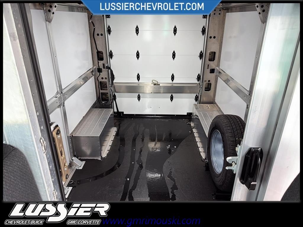 2025 Chevrolet BRIGHTDROP 400 AWD in Saint-Hyacinthe, Quebec - 10 - w1024h768px