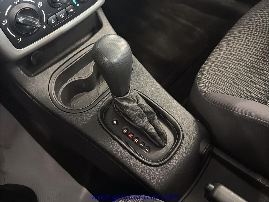 Chevrolet COBALT  2010 à Saint-Hyacinthe, Québec - 15 - w1024h768px