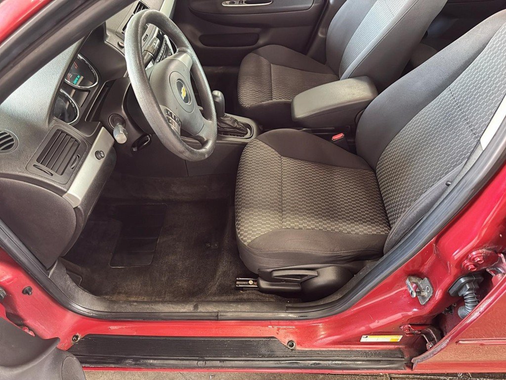 2010 Chevrolet COBALT in Saint-Hyacinthe, Quebec - 9 - w1024h768px