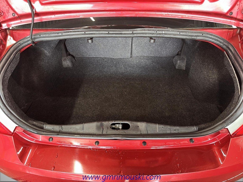 Chevrolet COBALT  2010 à Saint-Hyacinthe, Québec - 6 - w1024h768px