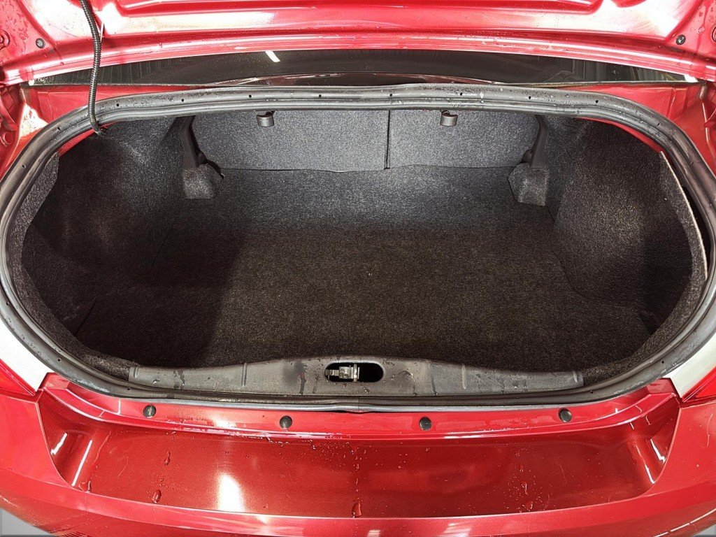 2010 Chevrolet COBALT in Saint-Hyacinthe, Quebec - 6 - w1024h768px