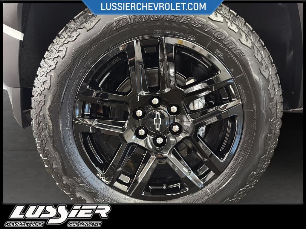 2025 Chevrolet COLORADO TRAIL BOSS CREW CAB 4WD in Saint-Hyacinthe, Quebec - 9 - w1024h768px