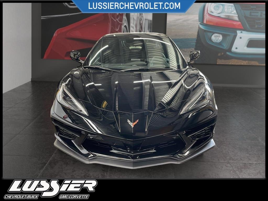 2025 Chevrolet CORVETTE STINGRAY CABRIOLET in Saint-Hyacinthe, Quebec - 2 - w1024h768px