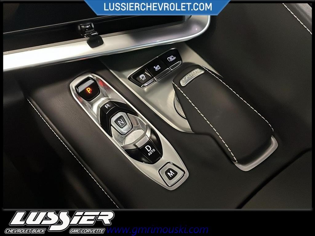 2025 Chevrolet CORVETTE STINGRAY CABRIOLET in Saint-Hyacinthe, Quebec - 14 - w1024h768px