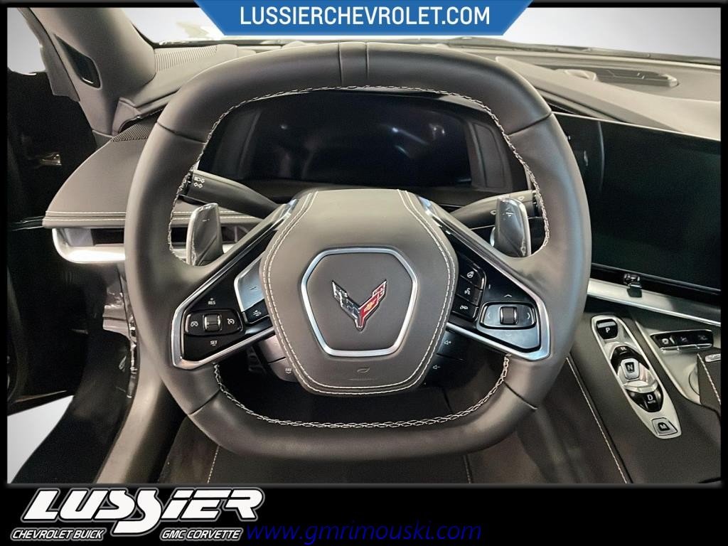 2025 Chevrolet CORVETTE STINGRAY CABRIOLET in Saint-Hyacinthe, Quebec - 11 - w1024h768px