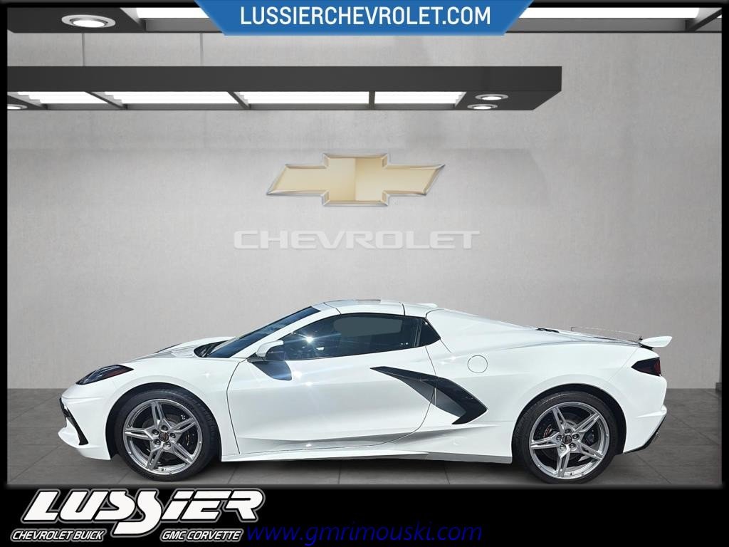 2025 Chevrolet CORVETTE STINGRAY CABRIOLET in Saint-Hyacinthe, Quebec - 5 - w1024h768px