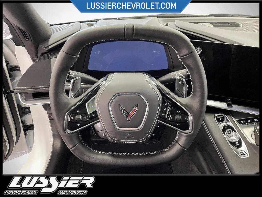 2025 Chevrolet CORVETTE STINGRAY CABRIOLET in Saint-Hyacinthe, Quebec - 12 - w1024h768px