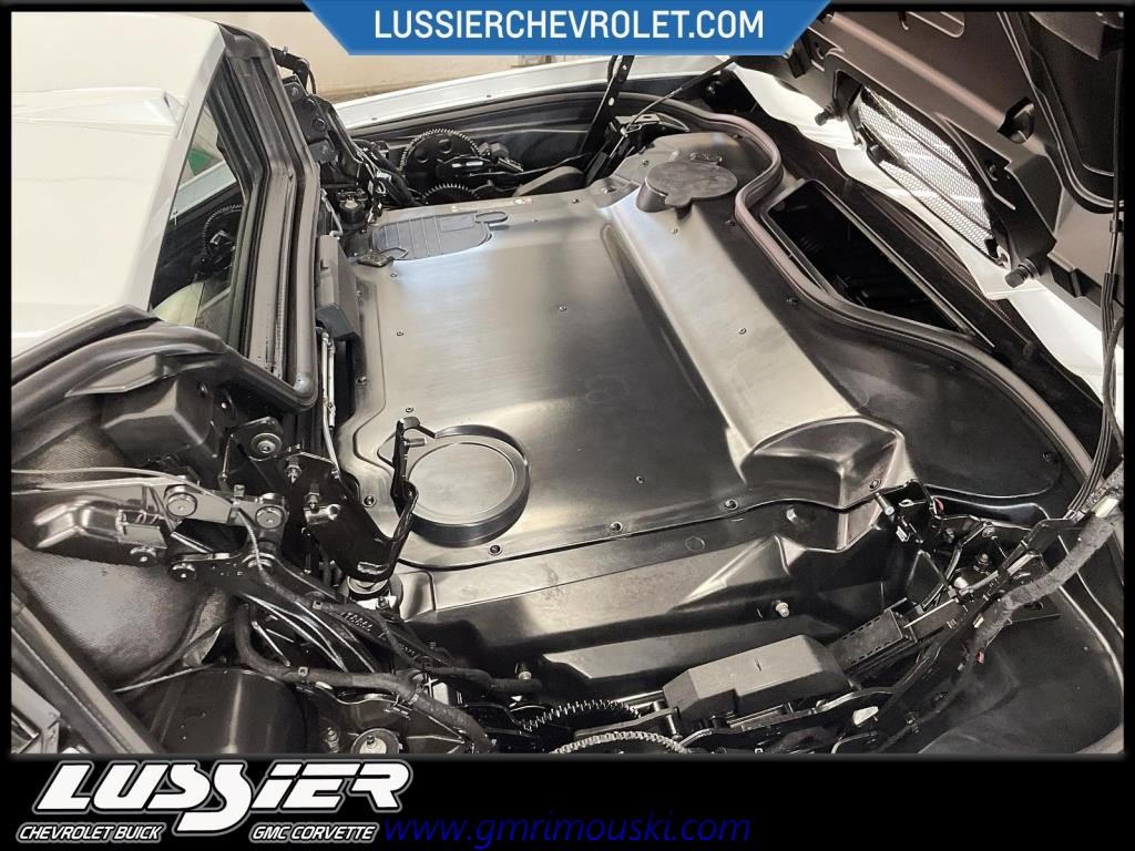 2025 Chevrolet CORVETTE STINGRAY CABRIOLET in Saint-Hyacinthe, Quebec - 10 - w1024h768px