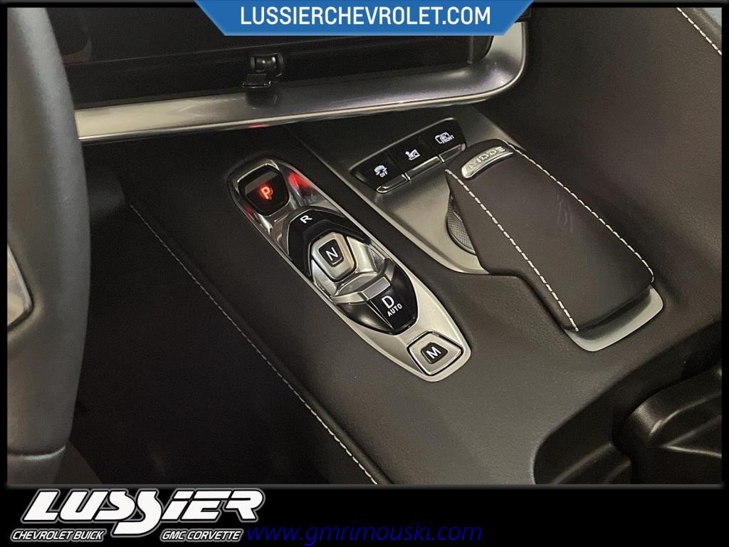 Chevrolet CORVETTE STINGRAY CABRIOLET  2025 à Saint-Hyacinthe, Québec - 14 - w1024h768px