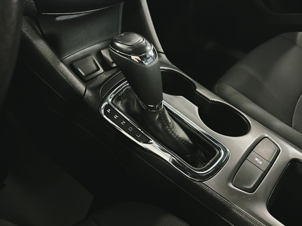 Chevrolet CRUZE LT + GARANTIE DISPONIBLE +  2018 à Saint-Hyacinthe, Québec - 15 - w1024h768px