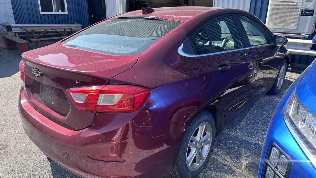 Chevrolet Cruze  2016 à Saint-Hyacinthe, Québec - 5 - w1024h768px