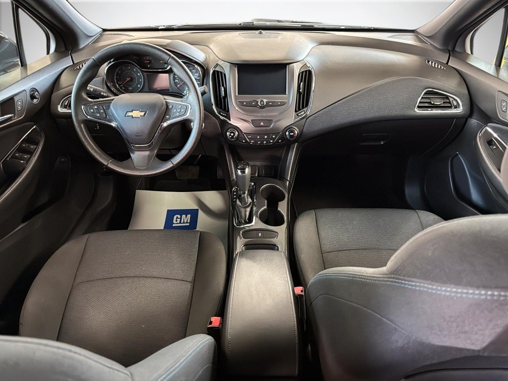 2018 Chevrolet Cruze in Saint-Hyacinthe, Quebec - 10 - w1024h768px