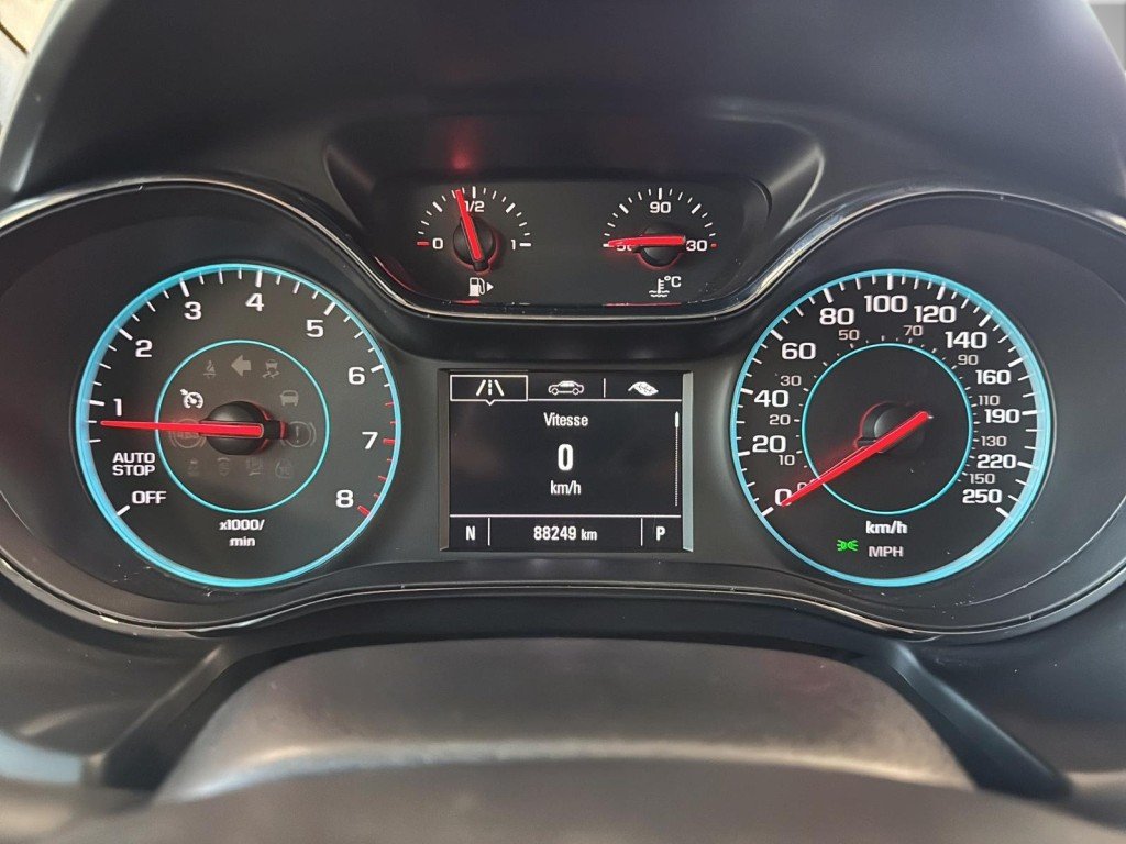2018 Chevrolet Cruze in Saint-Hyacinthe, Quebec - 14 - w1024h768px
