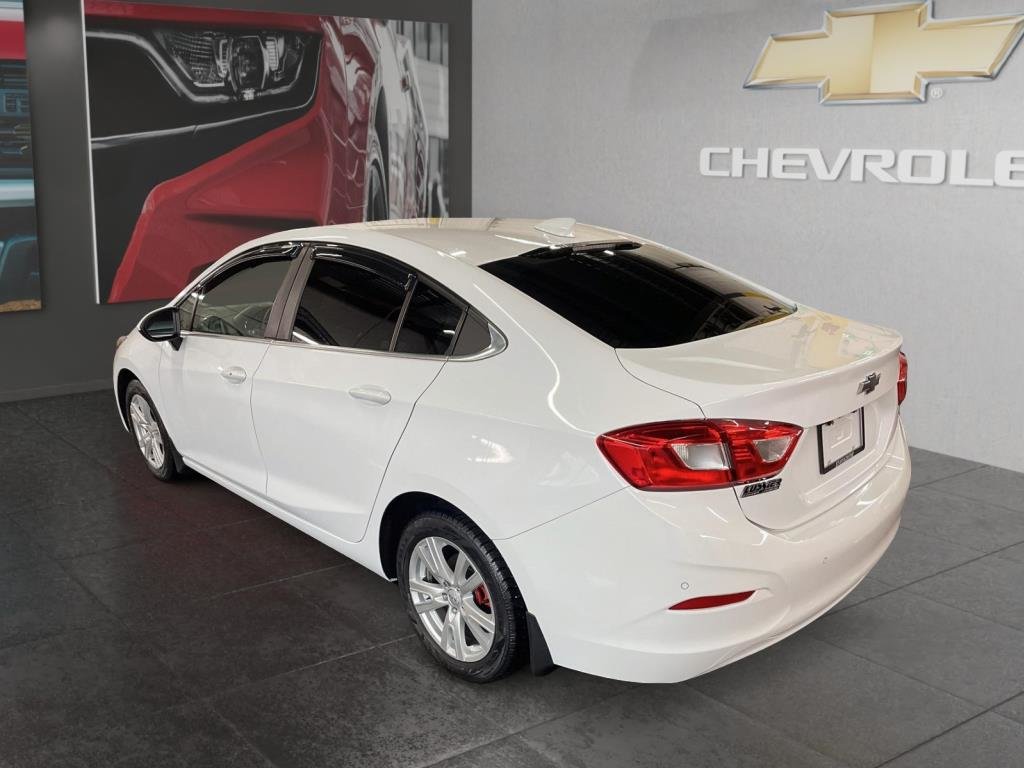 2019 Chevrolet Cruze in Saint-Hyacinthe, Quebec - 6 - w1024h768px