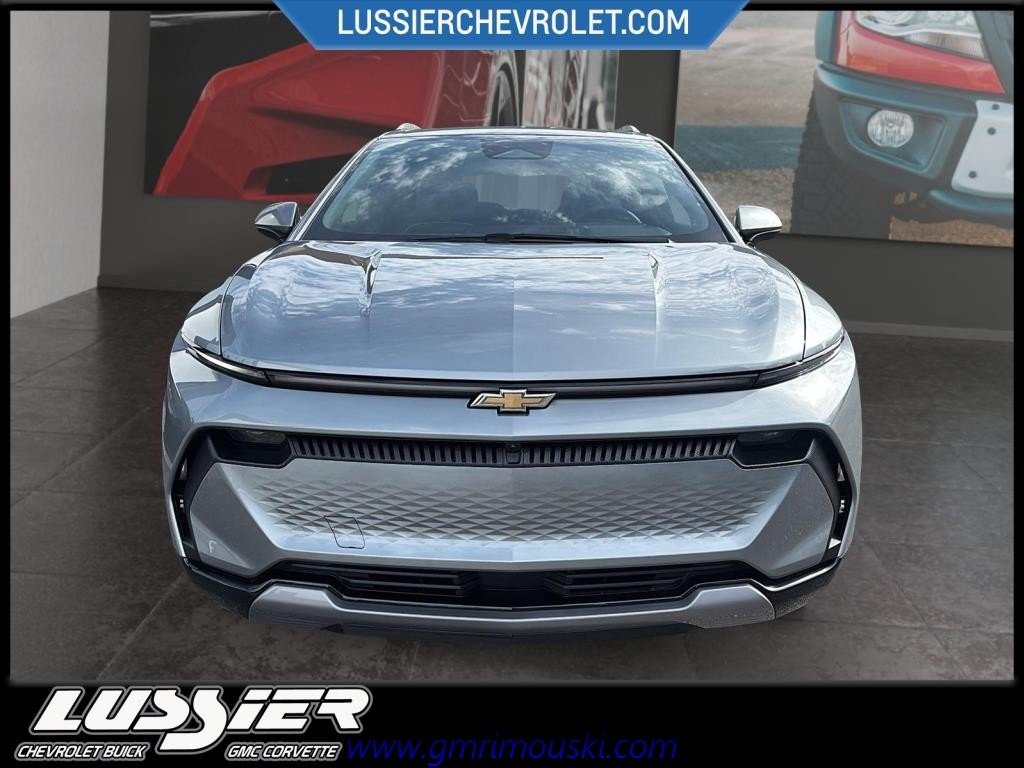 Chevrolet EQUINOX LT EV  2025 à Saint-Hyacinthe, Québec - 2 - w1024h768px