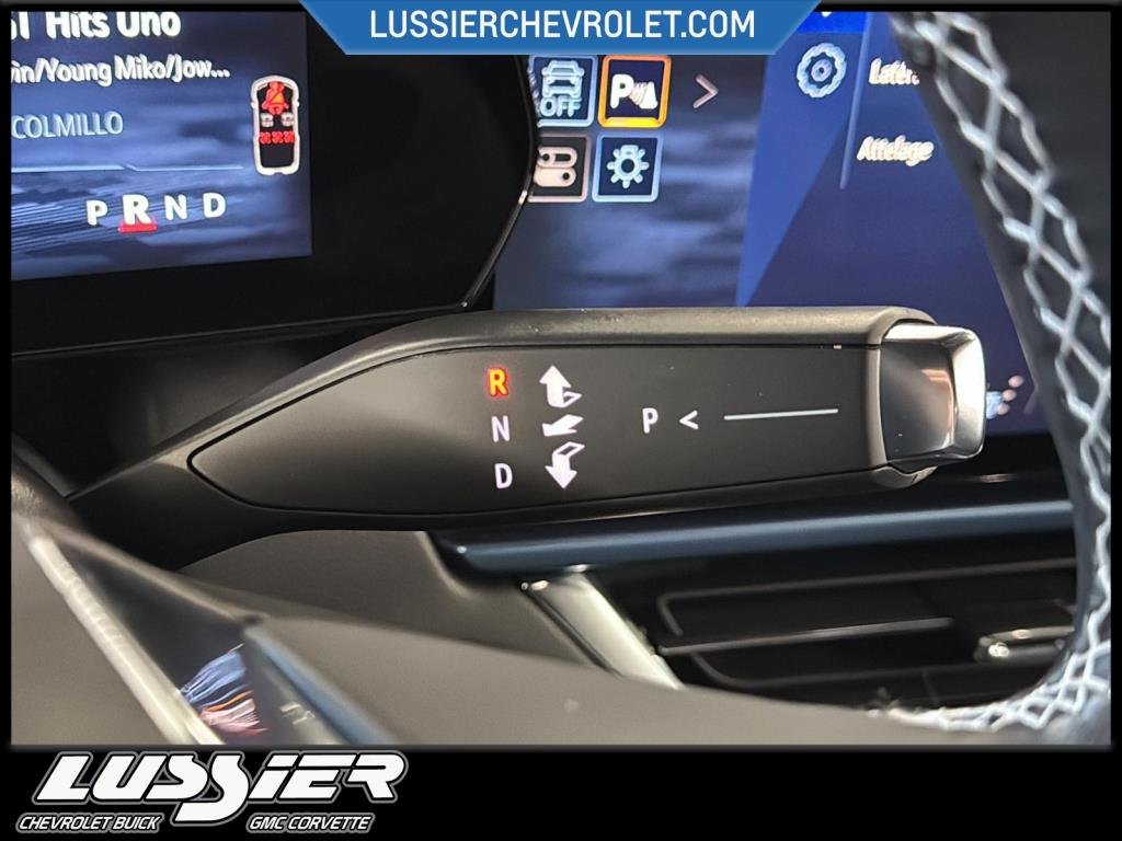 2025 Chevrolet EQUINOX LT EV in Saint-Hyacinthe, Quebec - 15 - w1024h768px