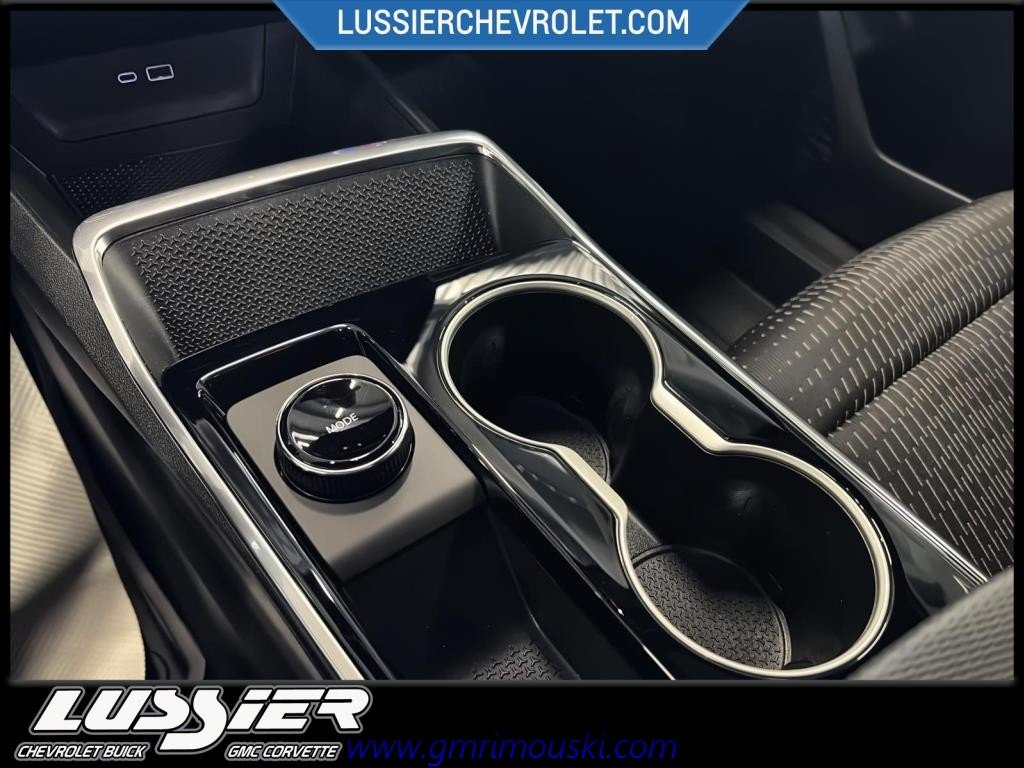 Chevrolet EQUINOX LT  2026 à Saint-Hyacinthe, Québec - 12 - w1024h768px