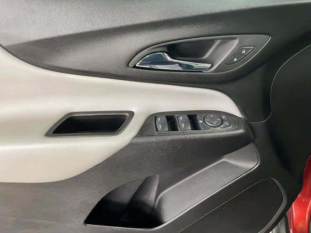 2022 Chevrolet Equinox in Saint-Hyacinthe, Quebec - 11 - w1024h768px