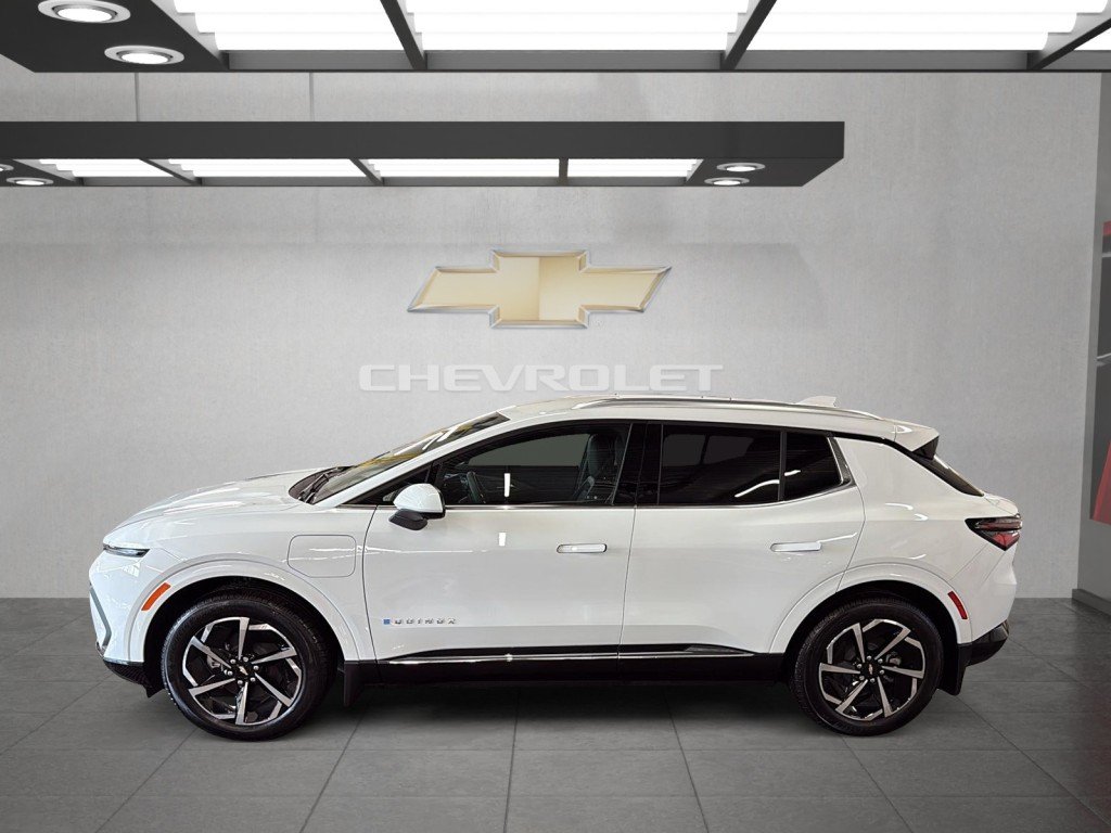 2024 Chevrolet Equinox AWD in Saint-Hyacinthe, Quebec - 5 - w1024h768px