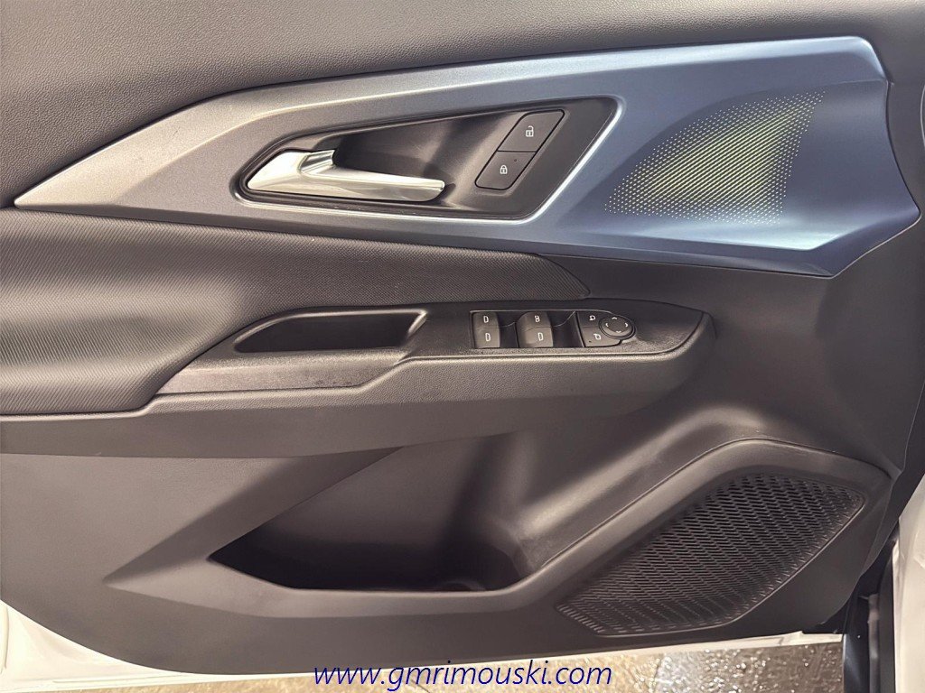 Chevrolet Equinox EV  2024 à Saint-Hyacinthe, Québec - 11 - w1024h768px